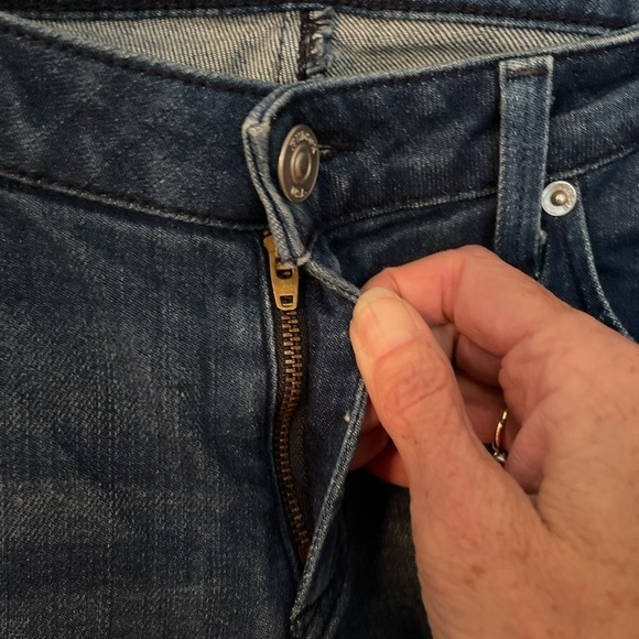 Hudson Bacara Crop Straight Cuffed medium wash jeans. - Picture 6 of 10